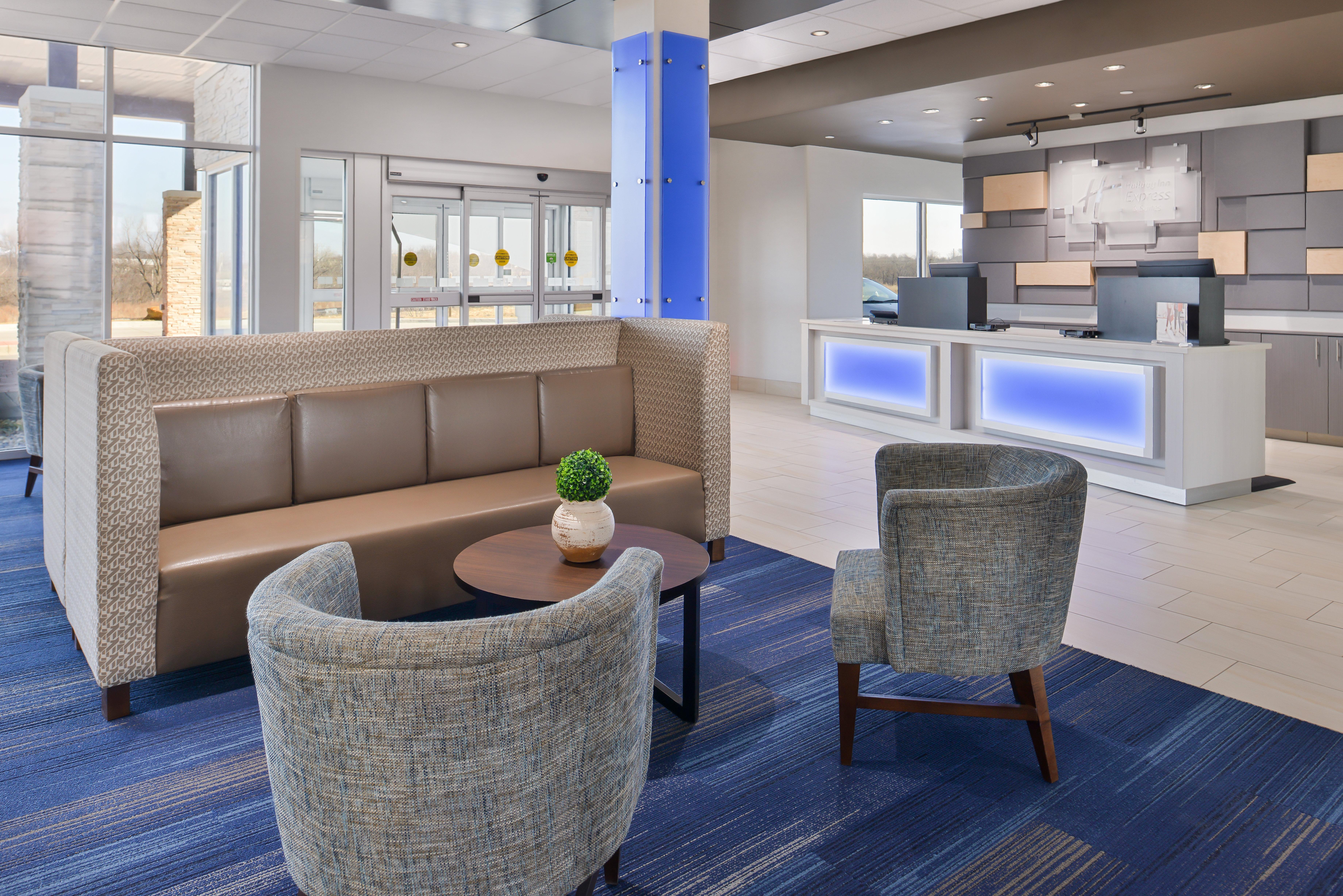 Express & - Kansas - By Ihg Hotel Lee's Summit