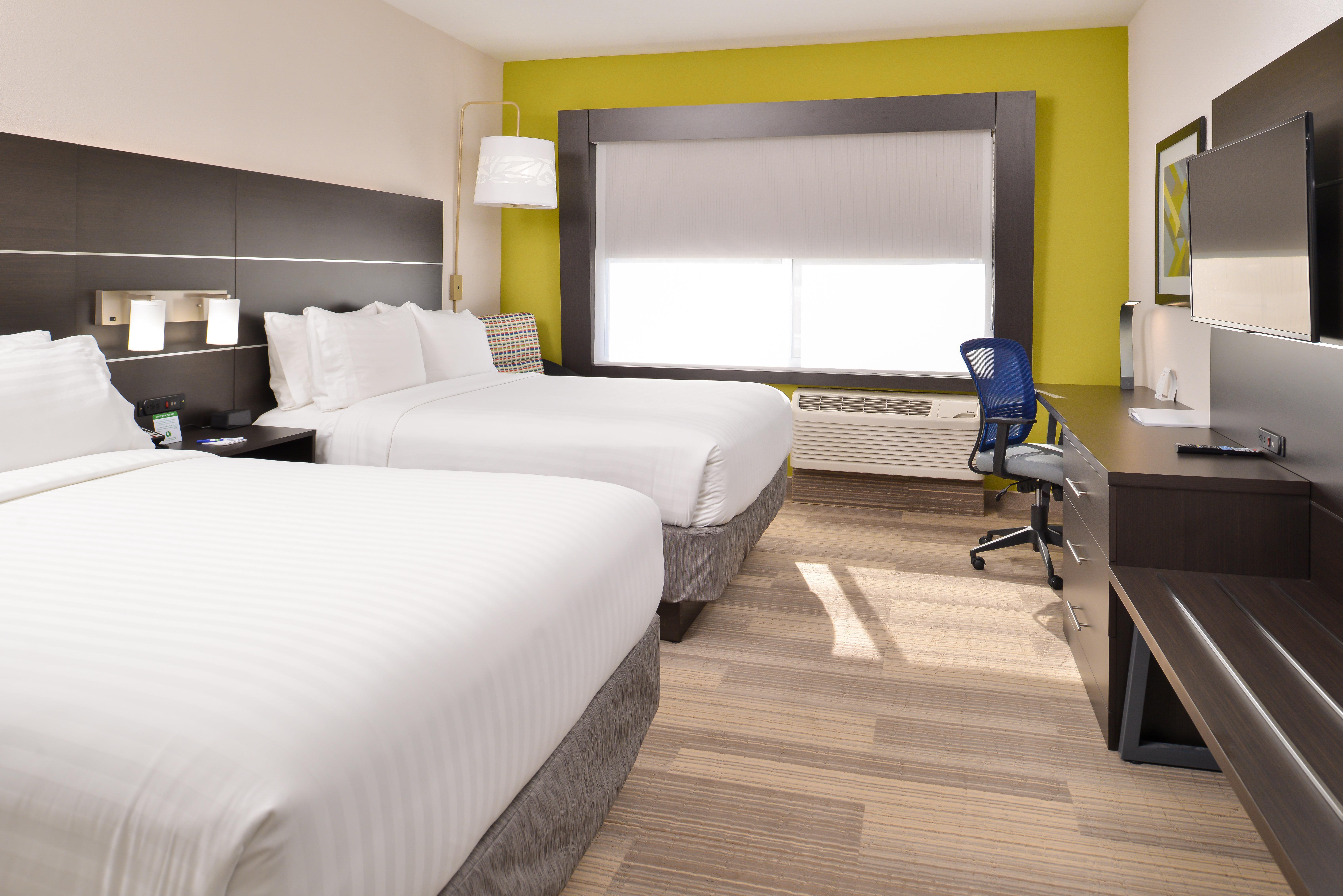 Express & - Kansas - By Ihg Hotel
